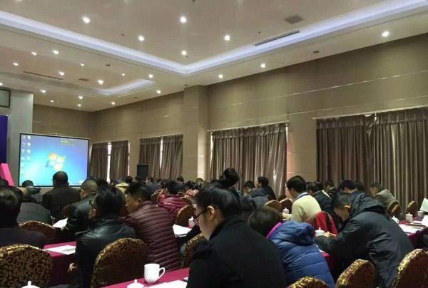 中國重型機(jī)械工業(yè)協(xié)會(huì)起重葫蘆分會(huì)在長(zhǎng)垣召開